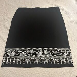Talbots Small Petite Pull On Cotton Embroidered Black & White Skirt S SP